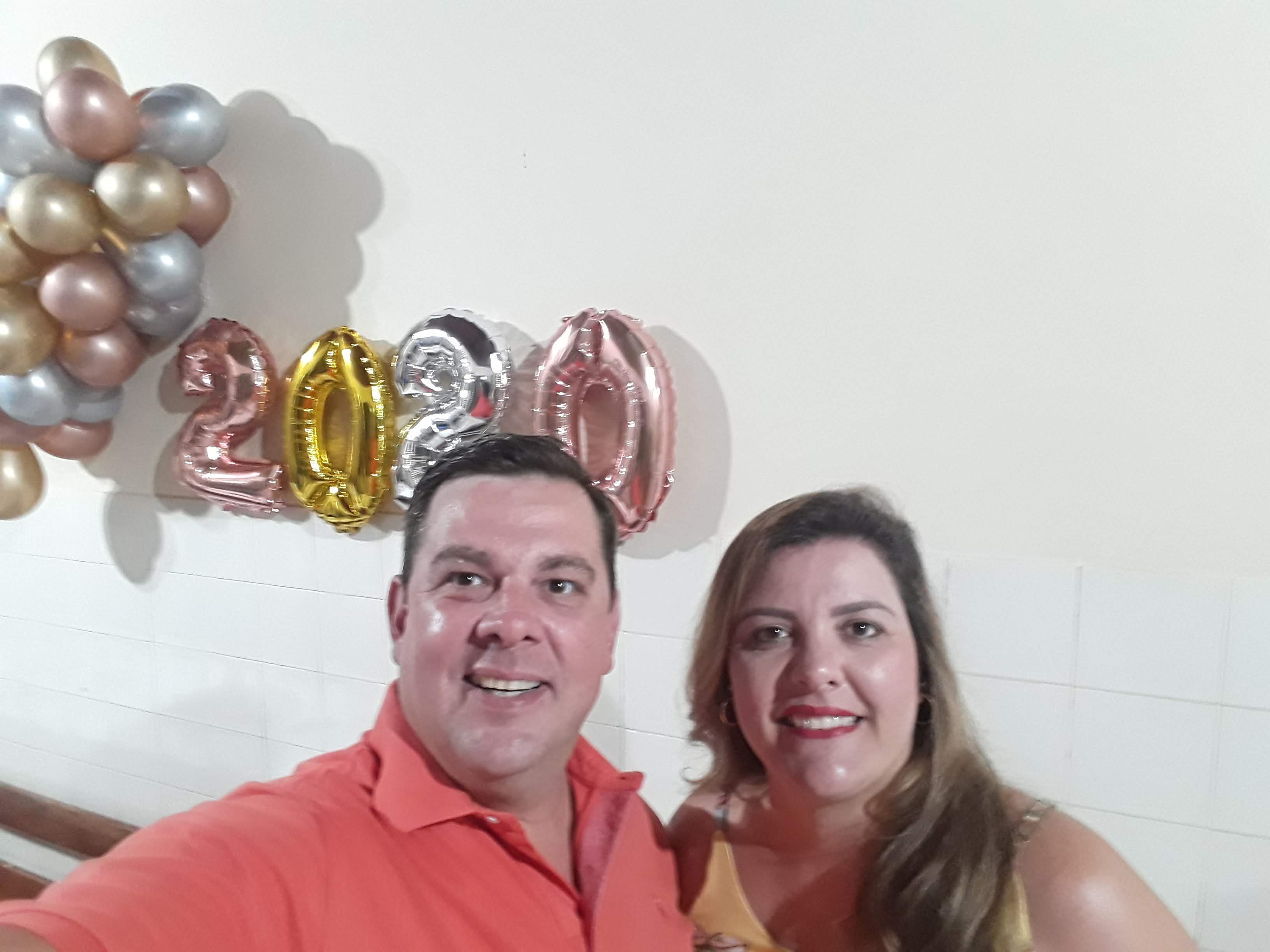 Juliana e Matheus — lado a lado
